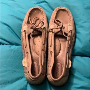 Women’s 9 1/2 Sperry Shoes